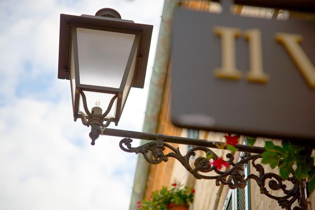 Bed and Breakfast Il Vicolo Relais Сіроло Екстер'єр фото